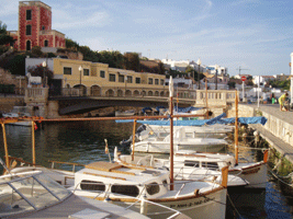 Hafen auf Menorca